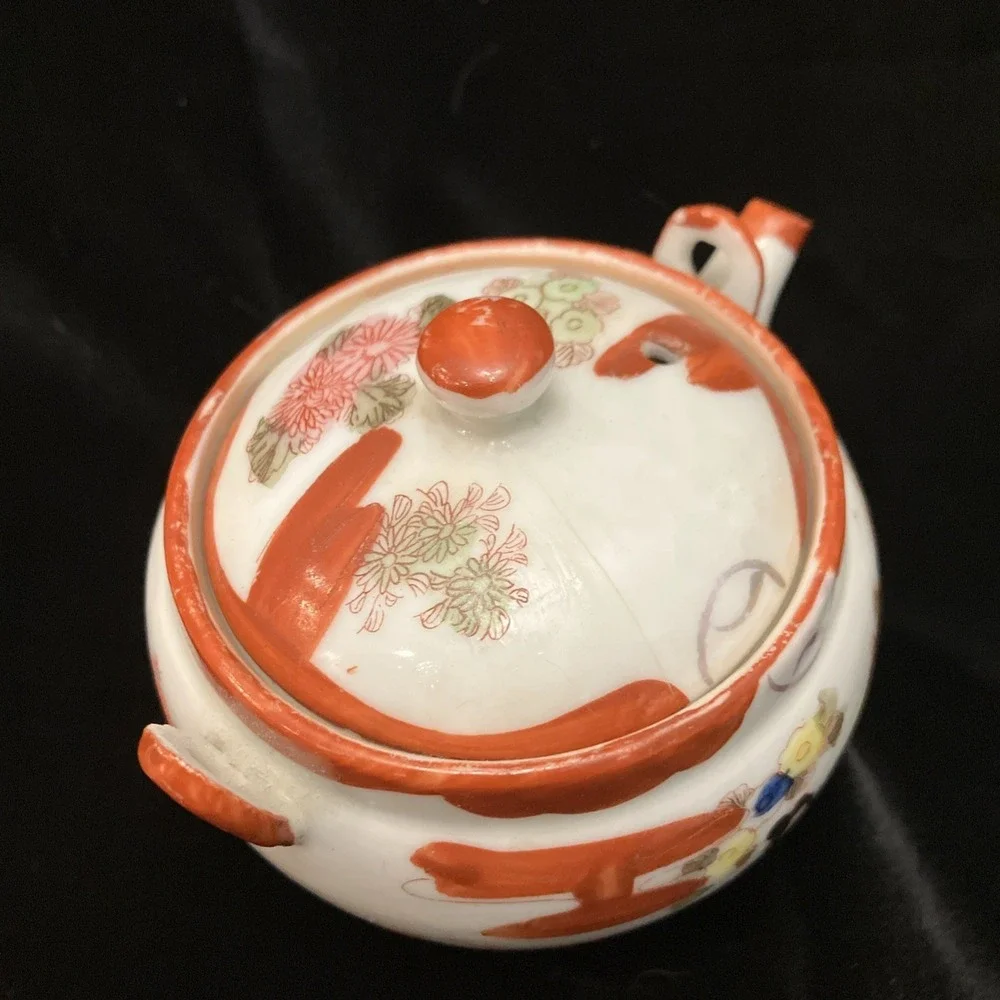 Japanese Kutani Porcelain Tea Pot w/Lid Japan Geisha Girl Cherry Blossom MCM
